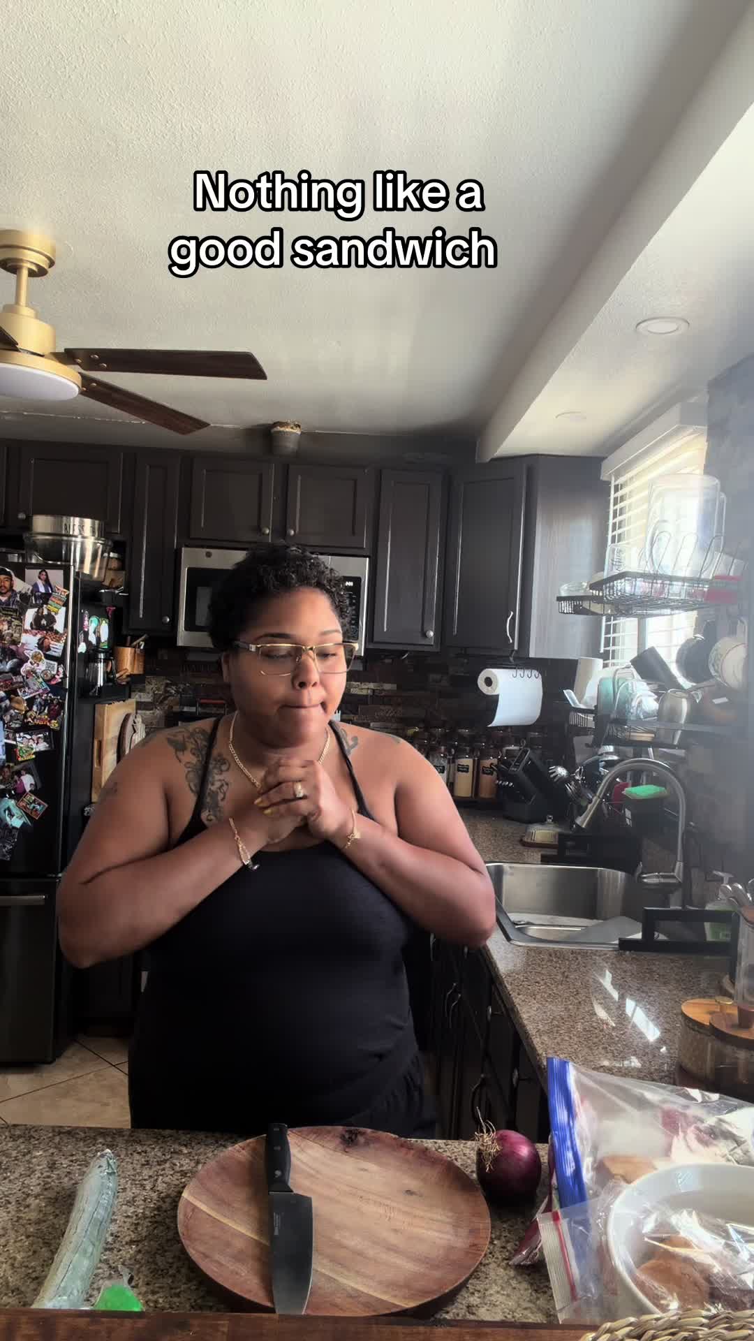 @kitchenwife.w.aknife