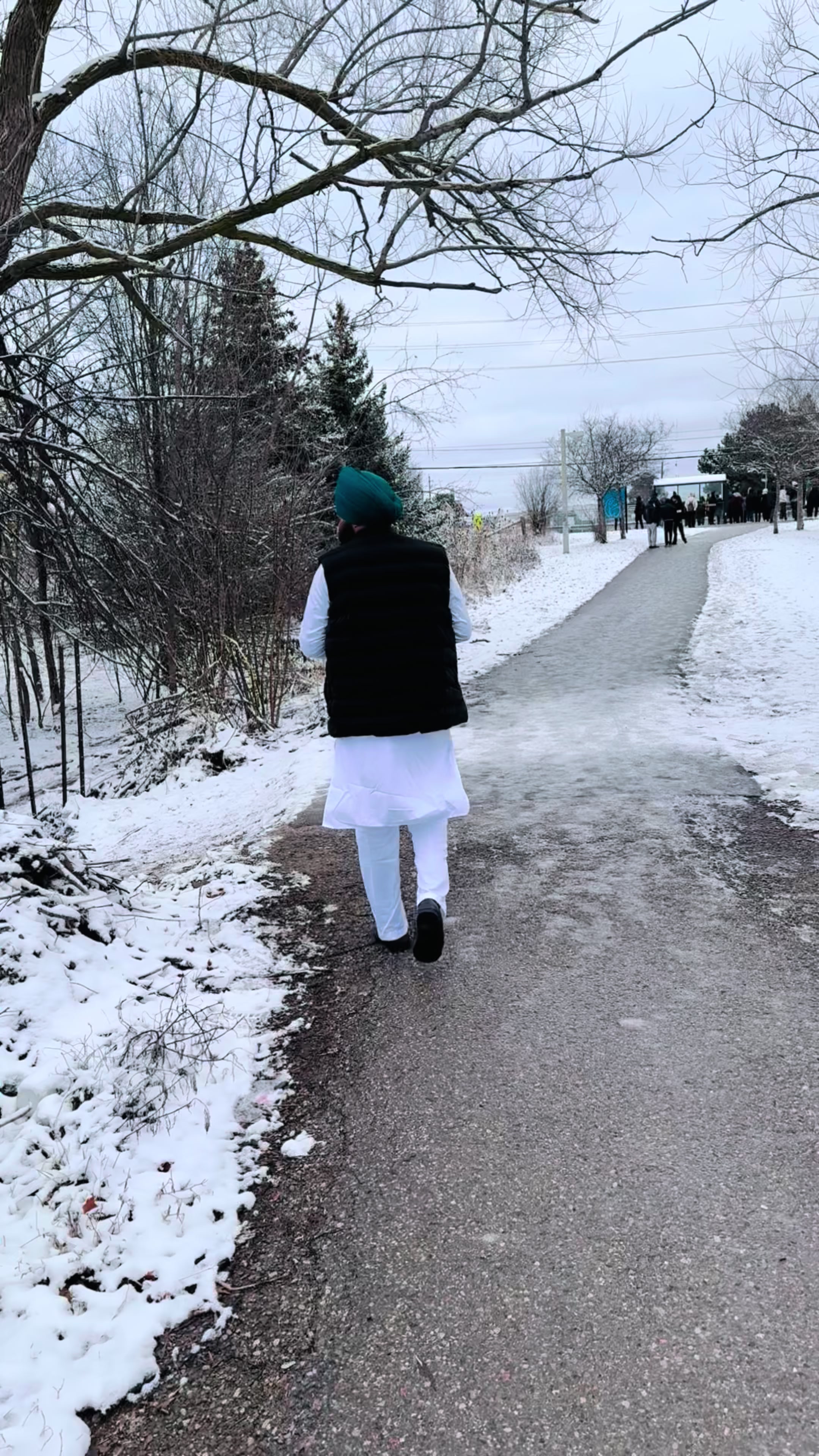 @Gurri315