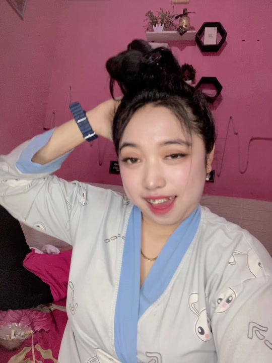 @dellaadell