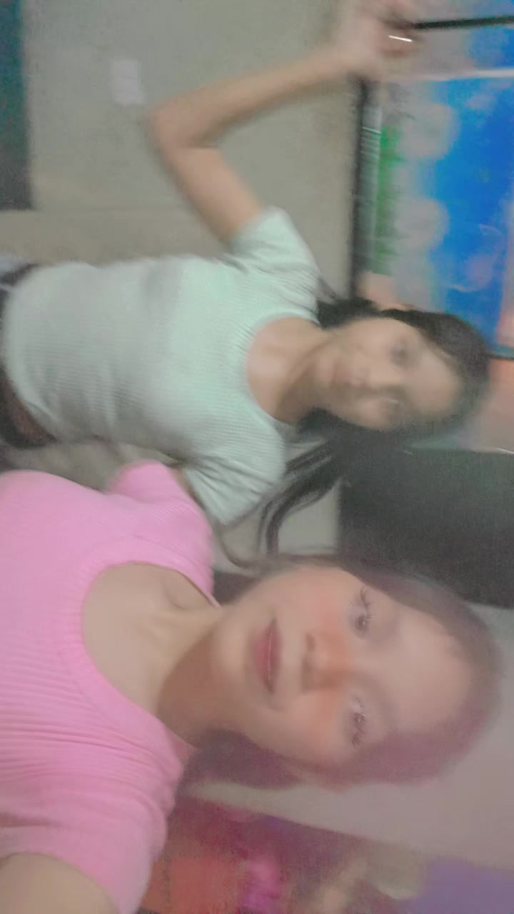 @gemelas condeña