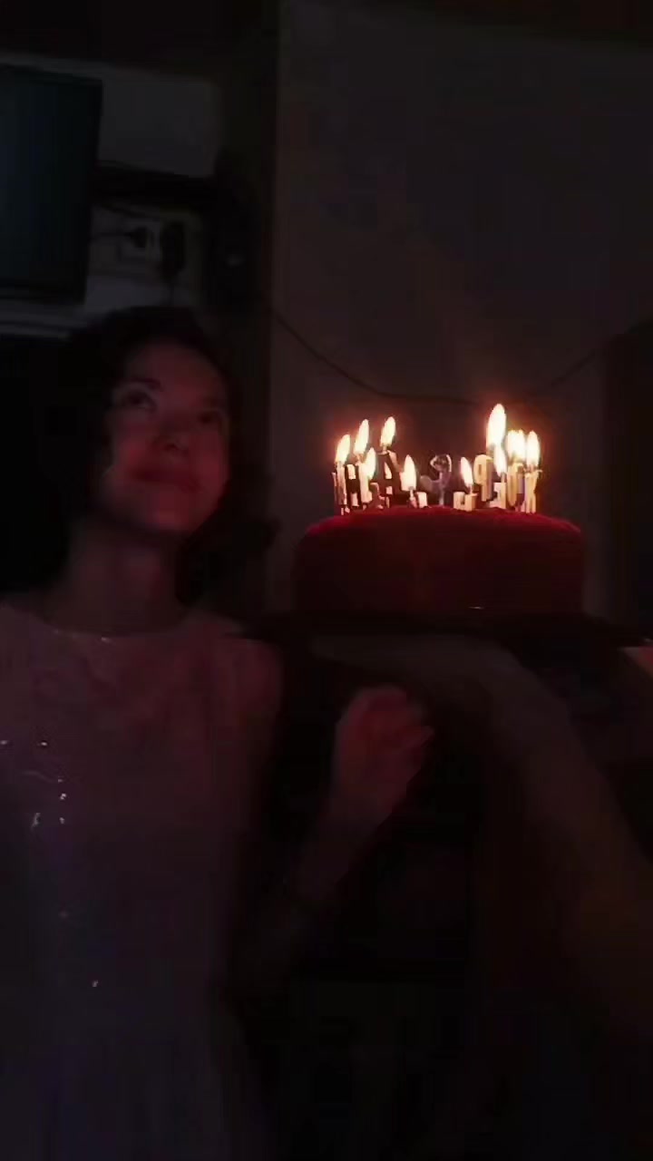 @Лена Сладкоежка 💜