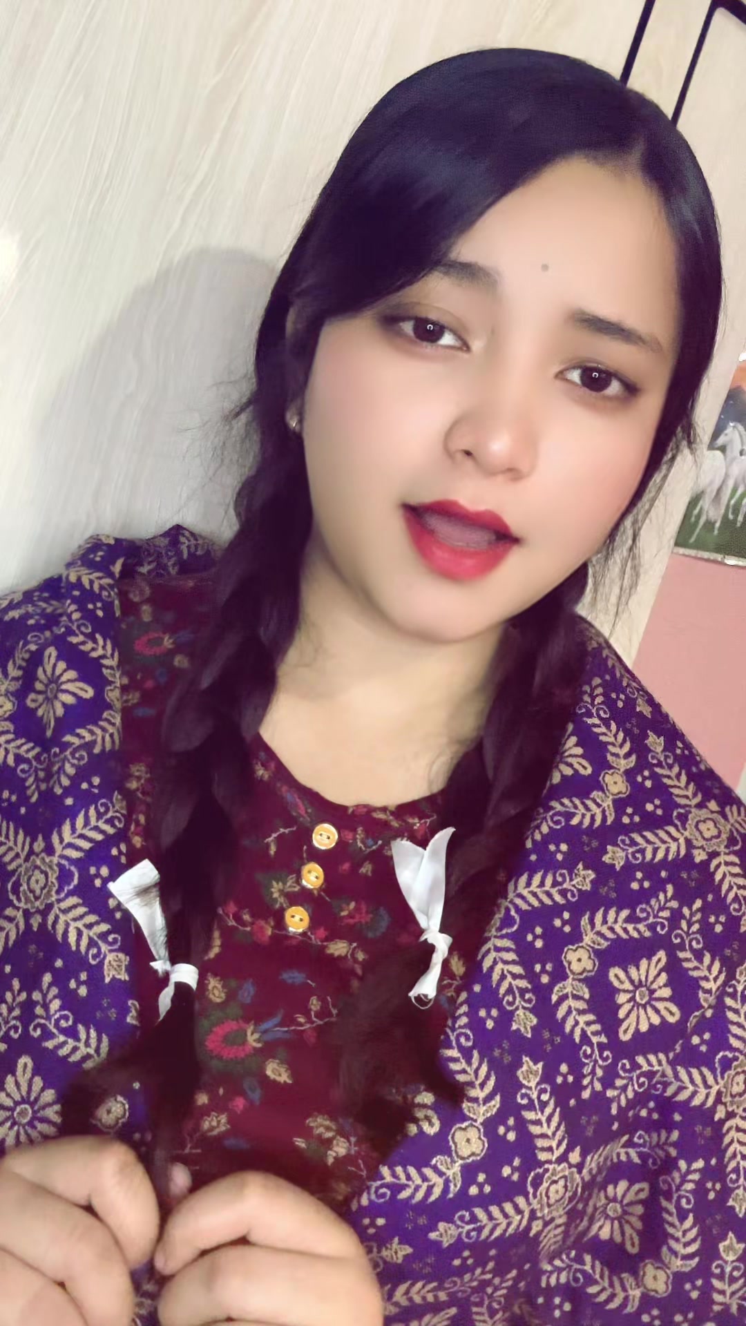 @Simran pariyar🎵