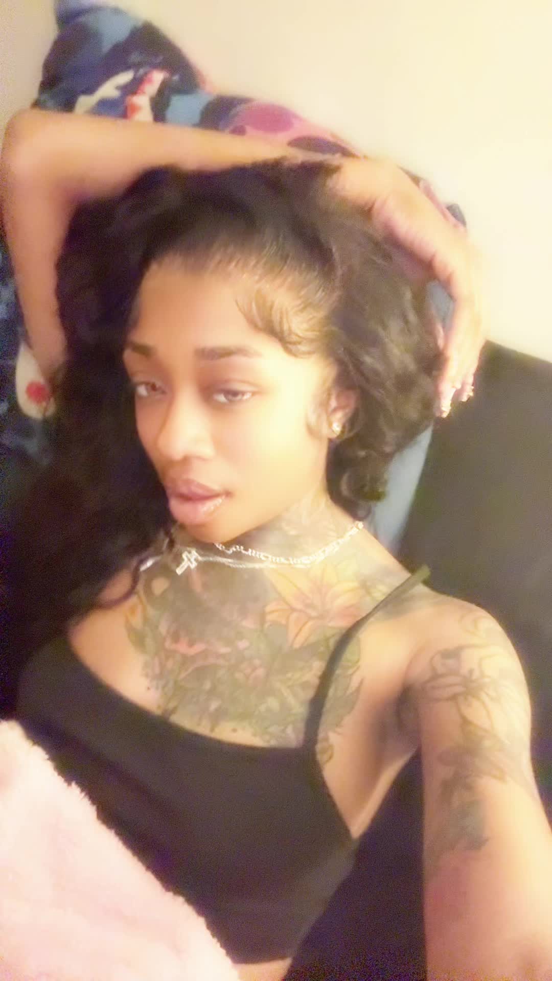 @MzHeadTurna
