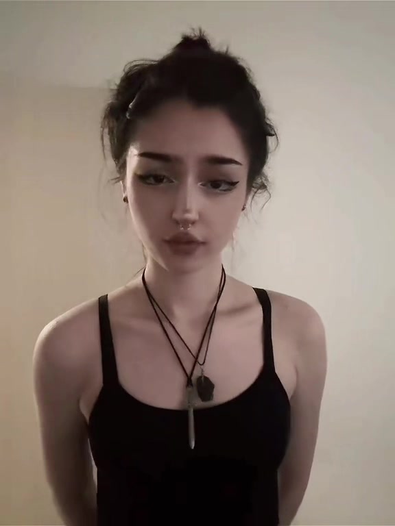 @charlotteyama0
