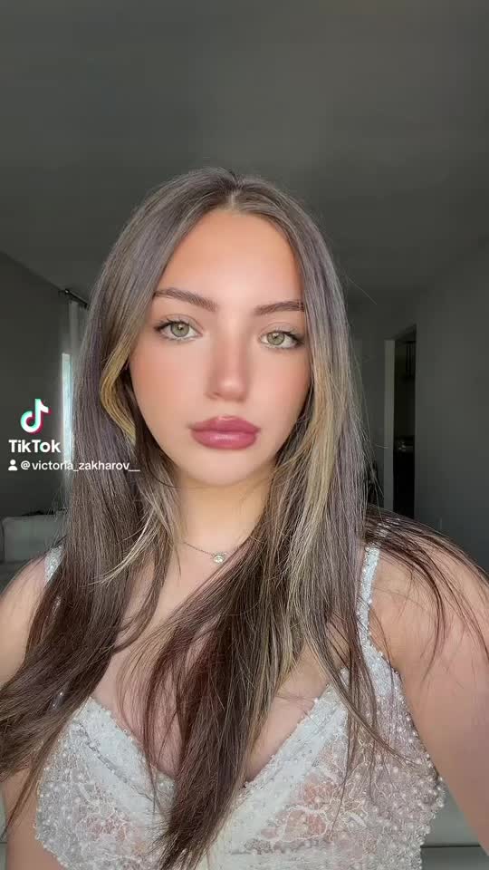 @victoria_zakharov__