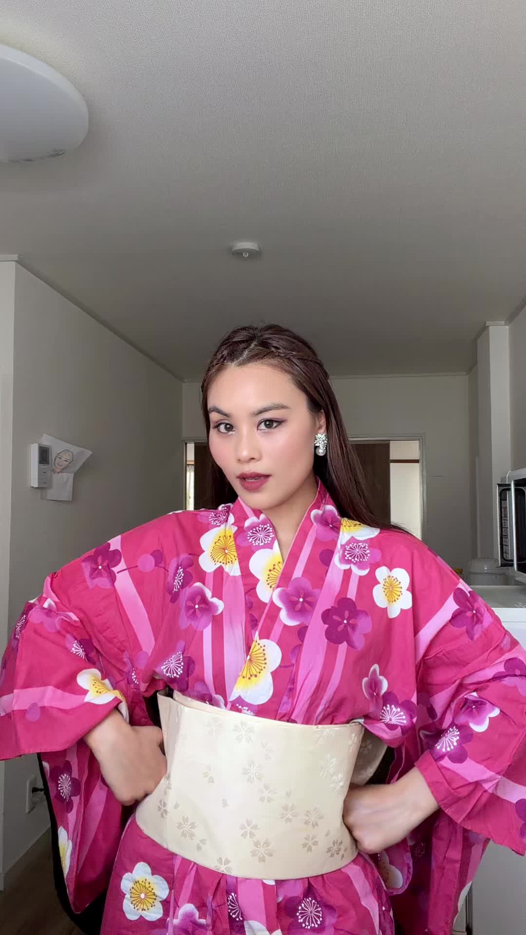 @👸