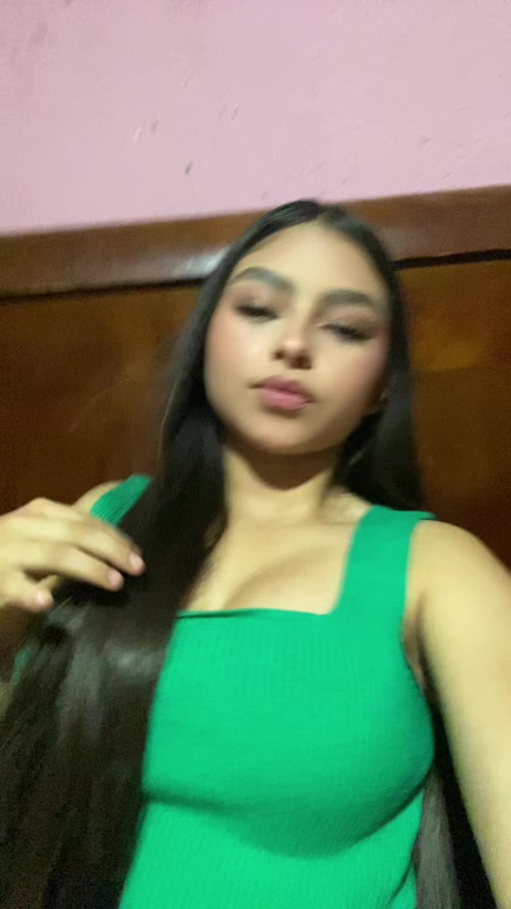 @𝒱𝒾ℴ𝓁ℯ𝓉𝓉𝒶𝒯𝒶𝒸𝒽ℴ💋
