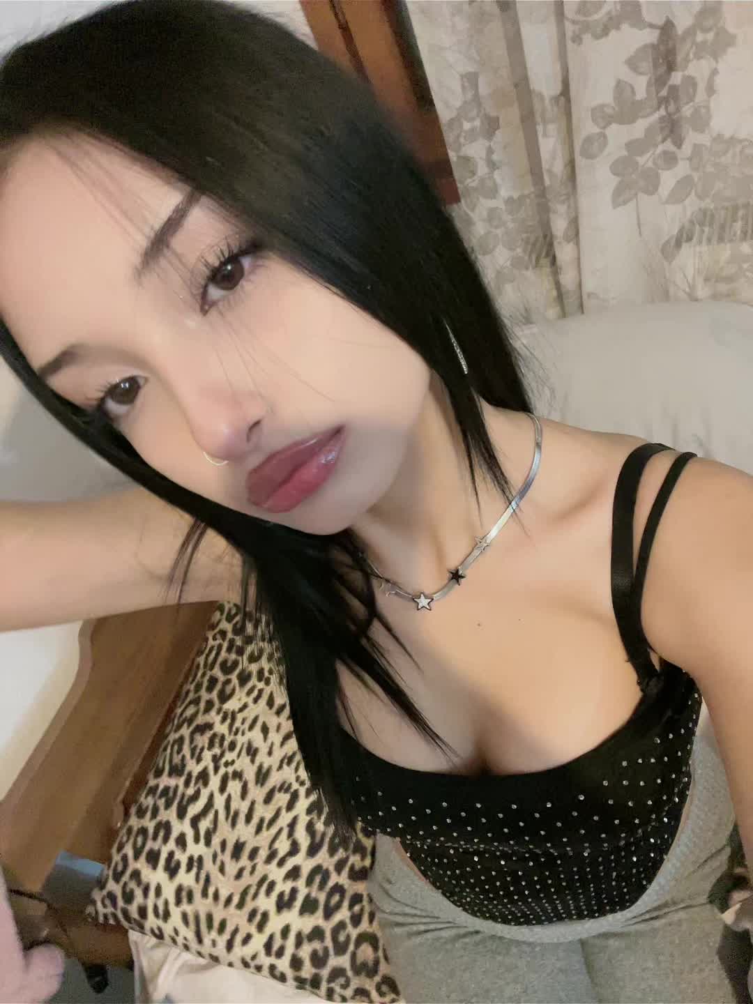 @nehirozbyy