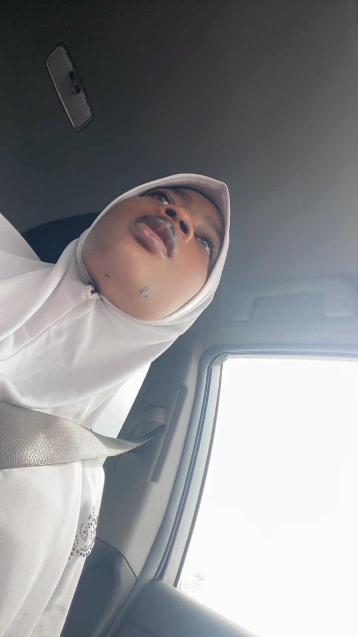 @Akhaw&atilde;t🦋