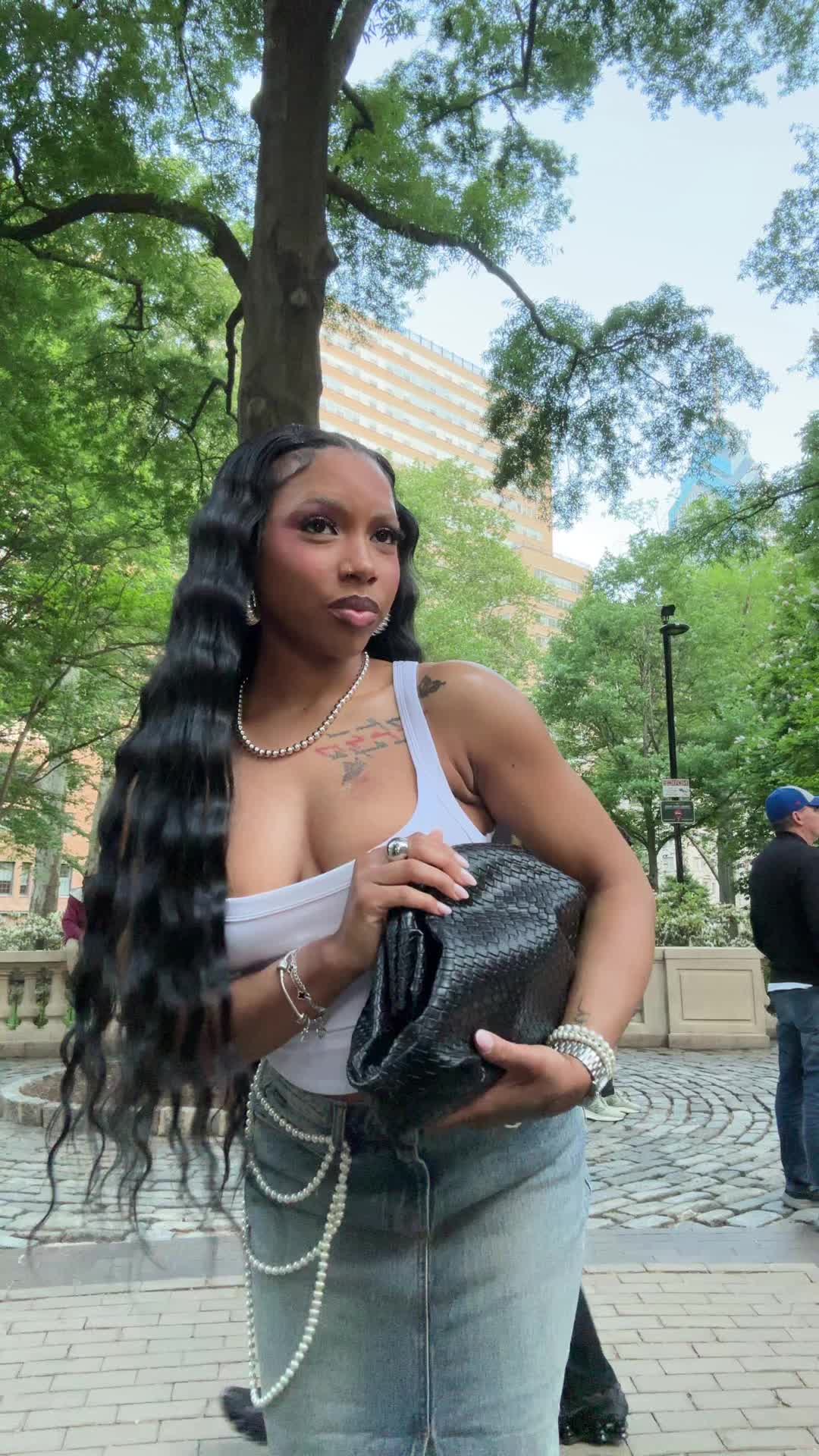 @Kira