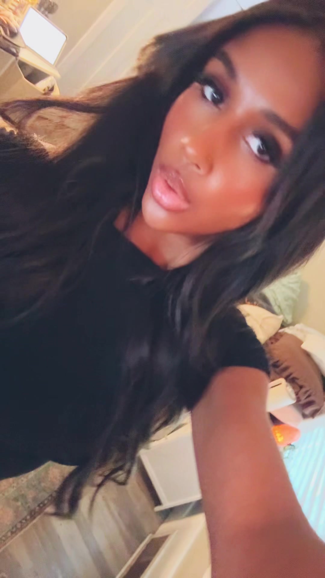 @Amina