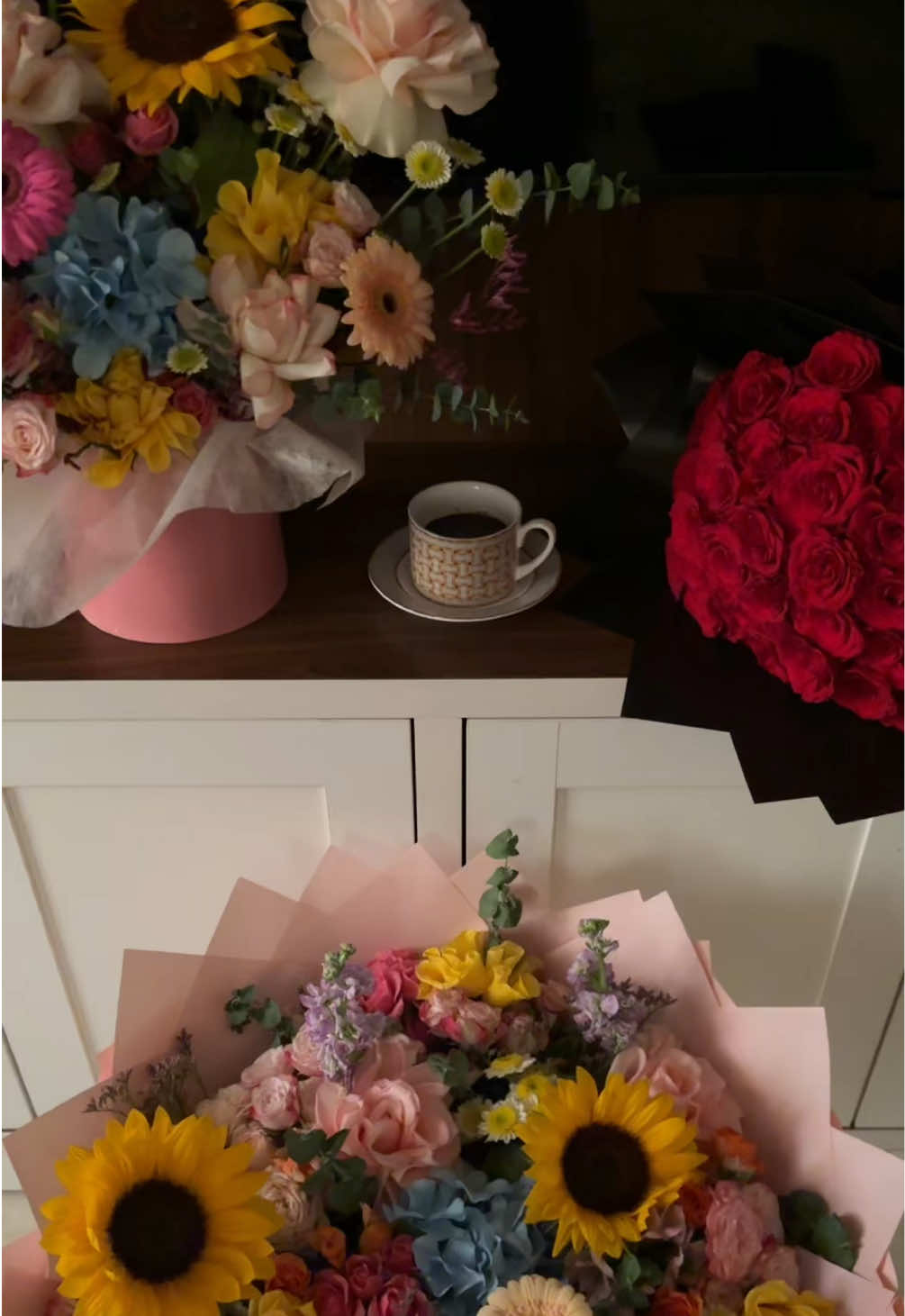 @LYORA FLOWERS | ليورا