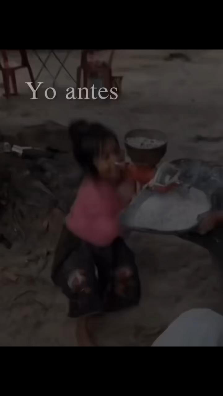 @ana Flores