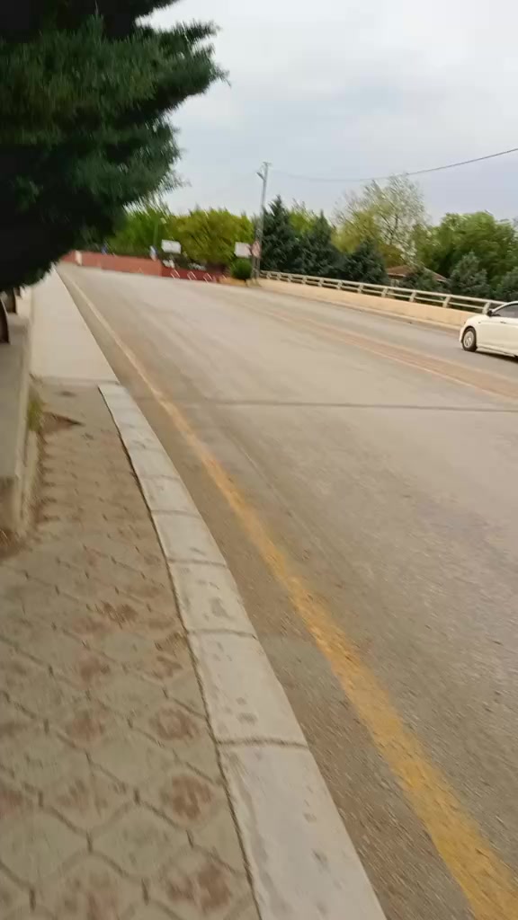 @Kimse Benden Değerli Değil....