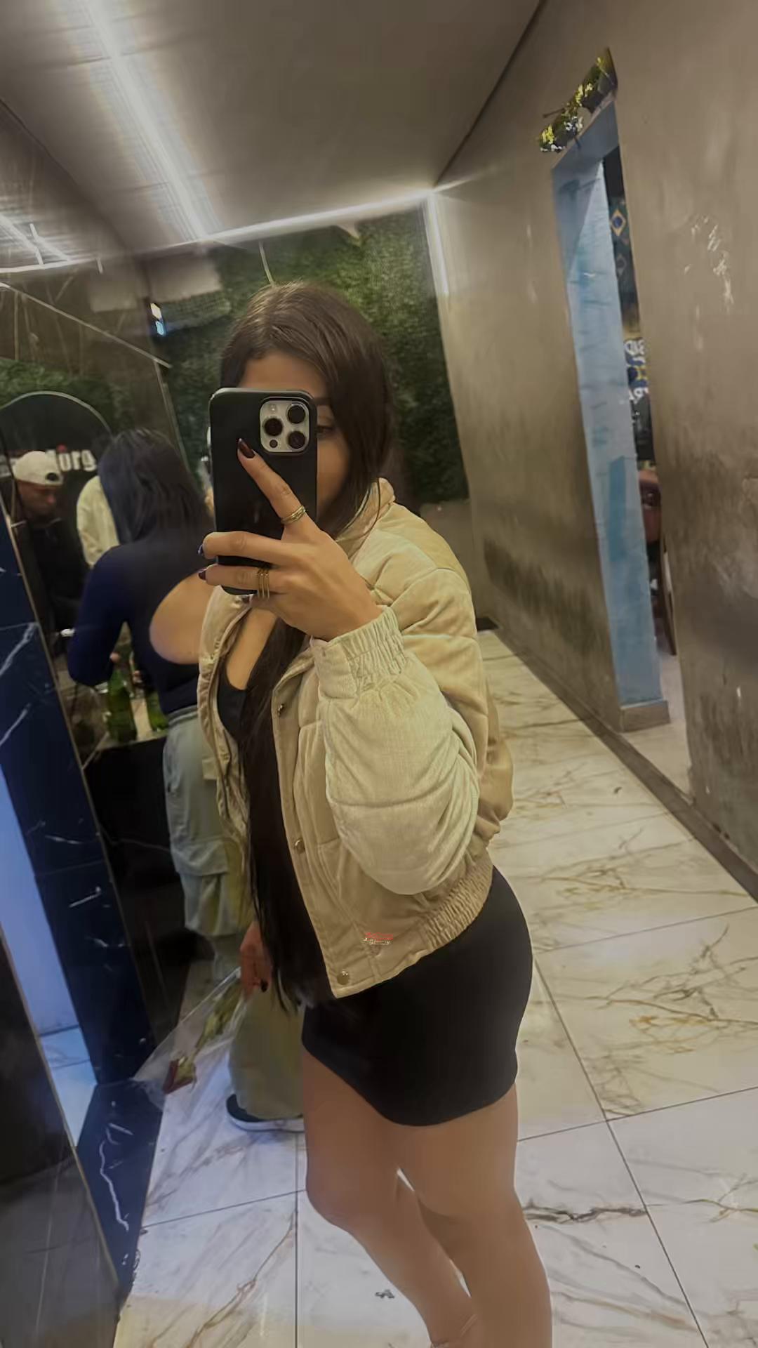 @_agathareis01_