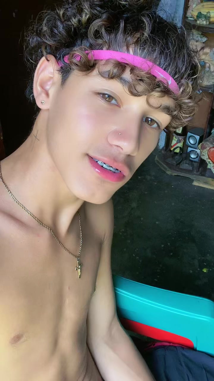 @May🐺.