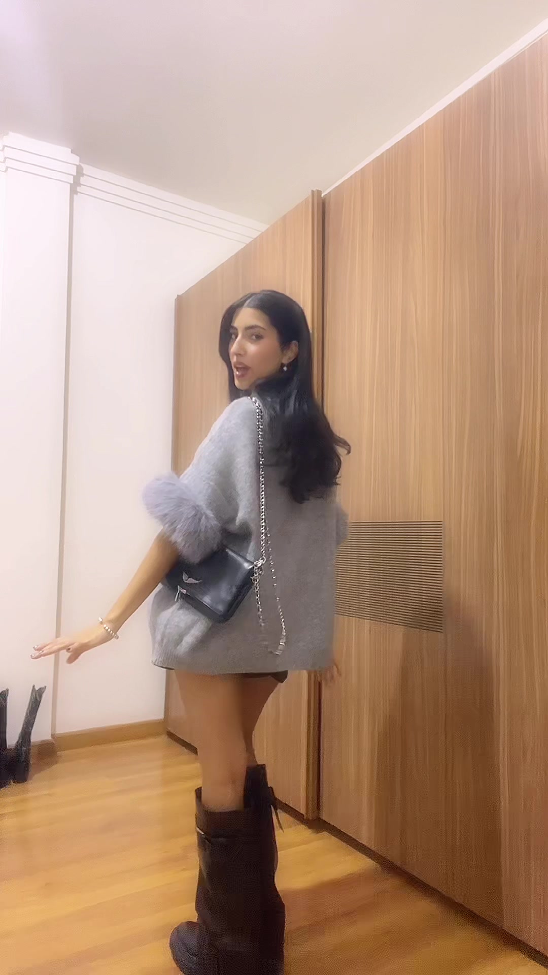 @Clara