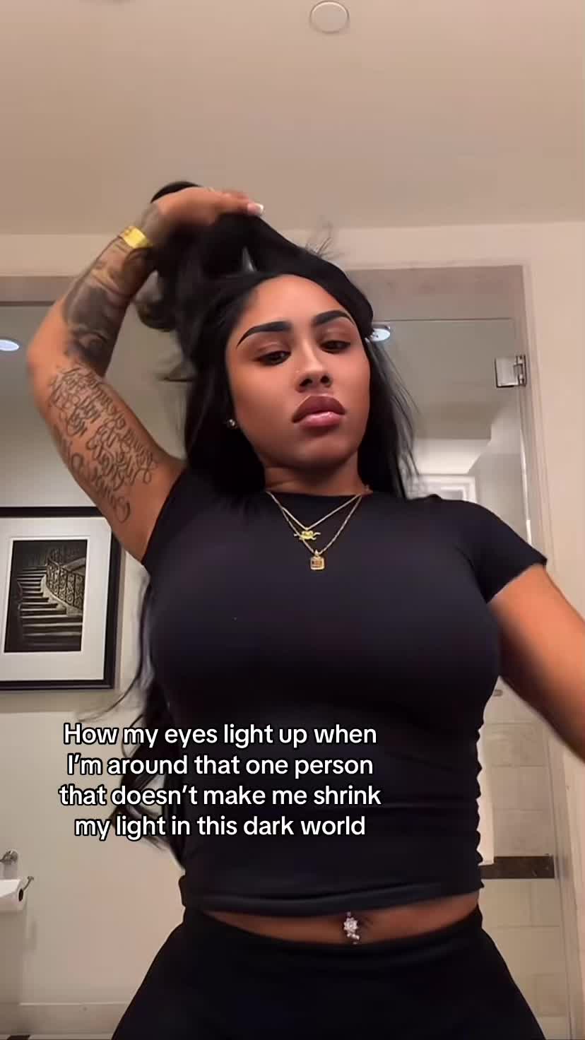 @Shestoopeachy👄