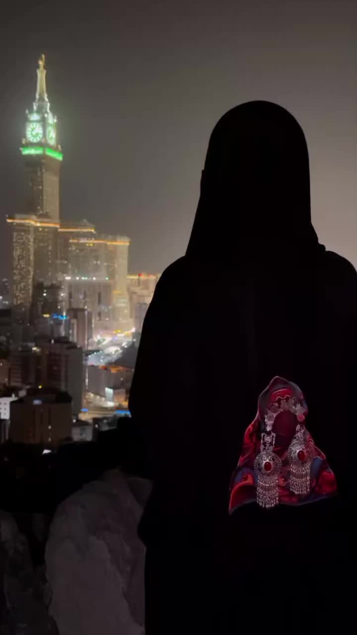 @🖤