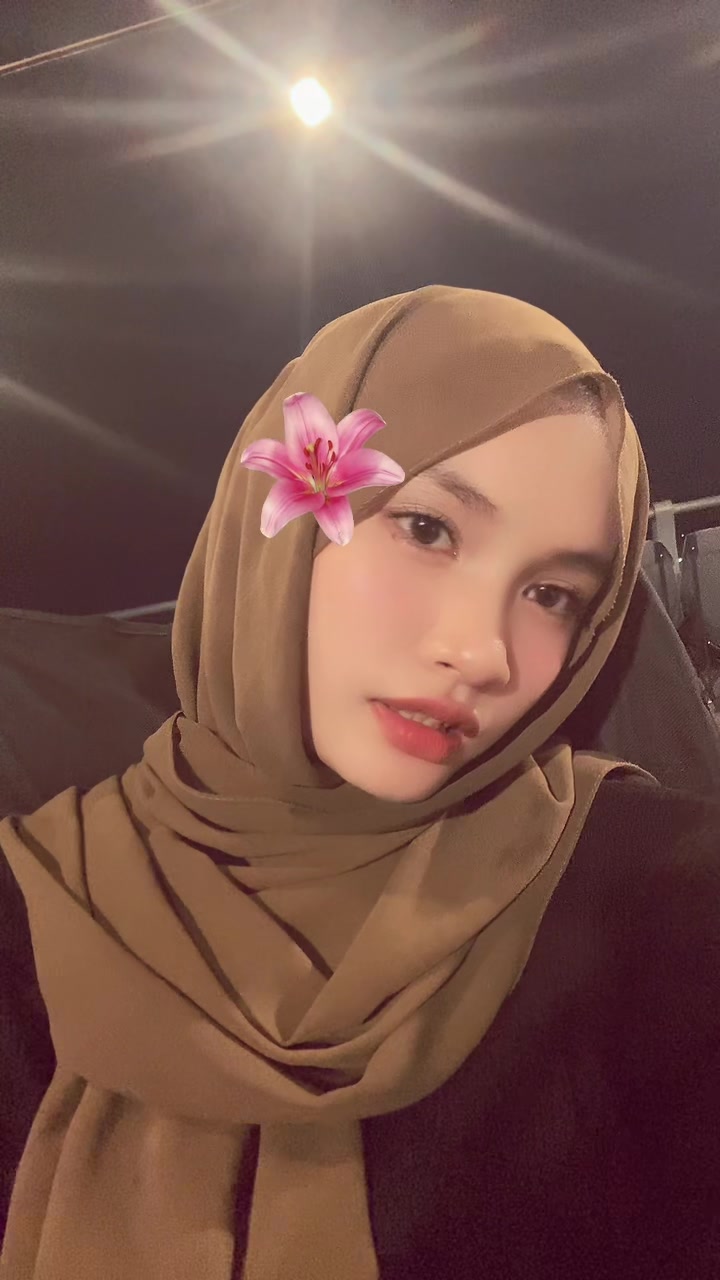 @lyna1605