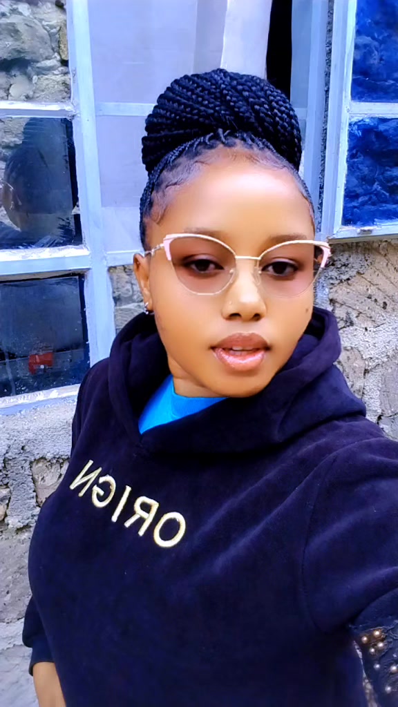 @Ma_Vanessa