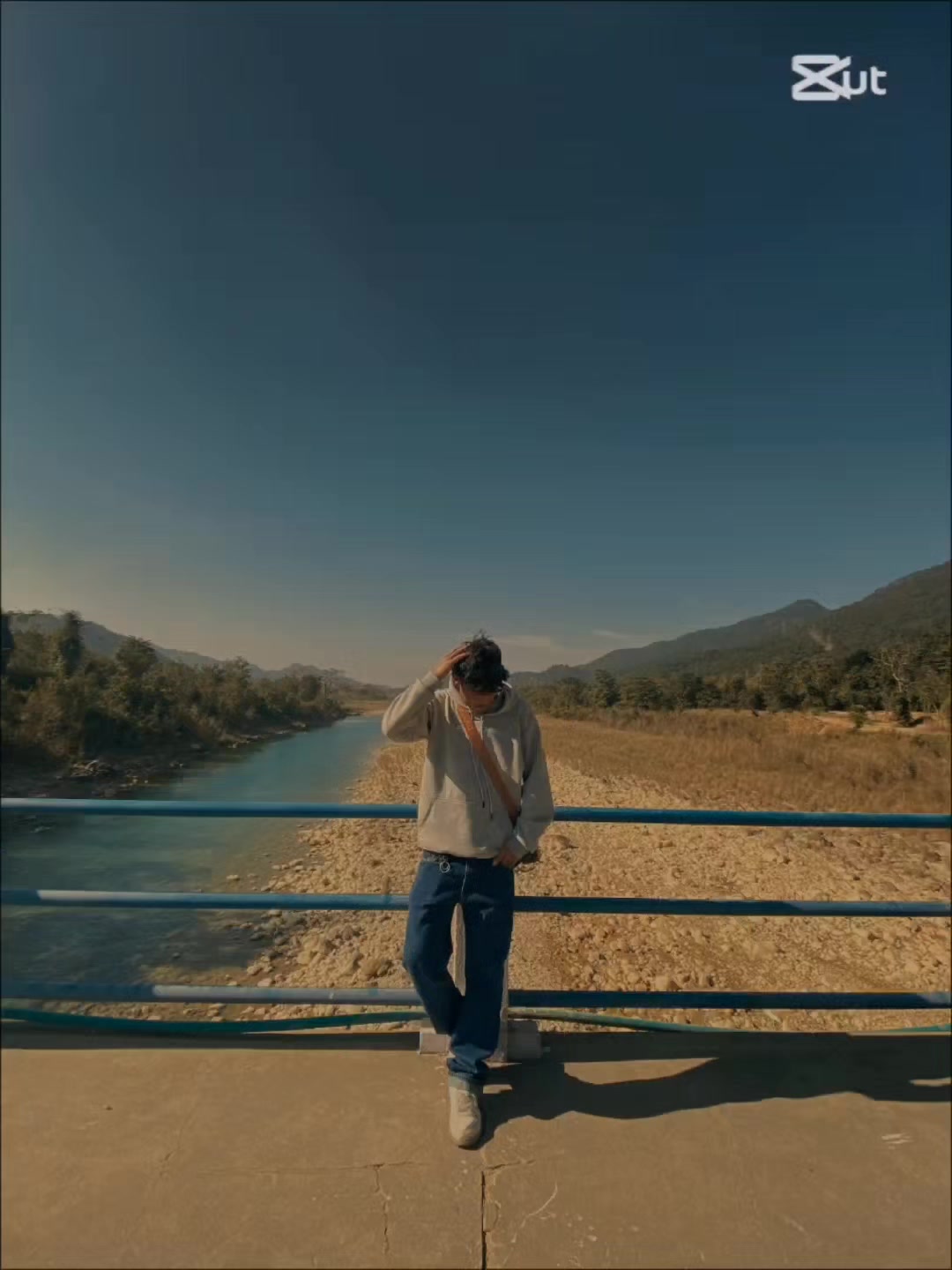 @बिनाेद..🫂🗣️👀