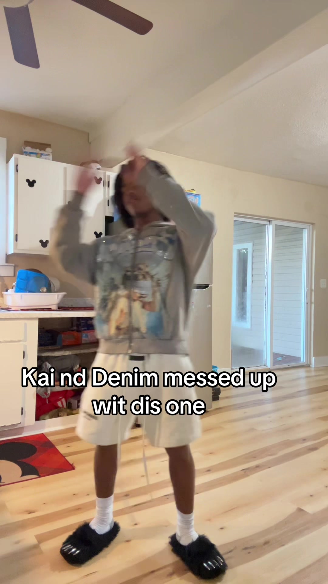 @Syn