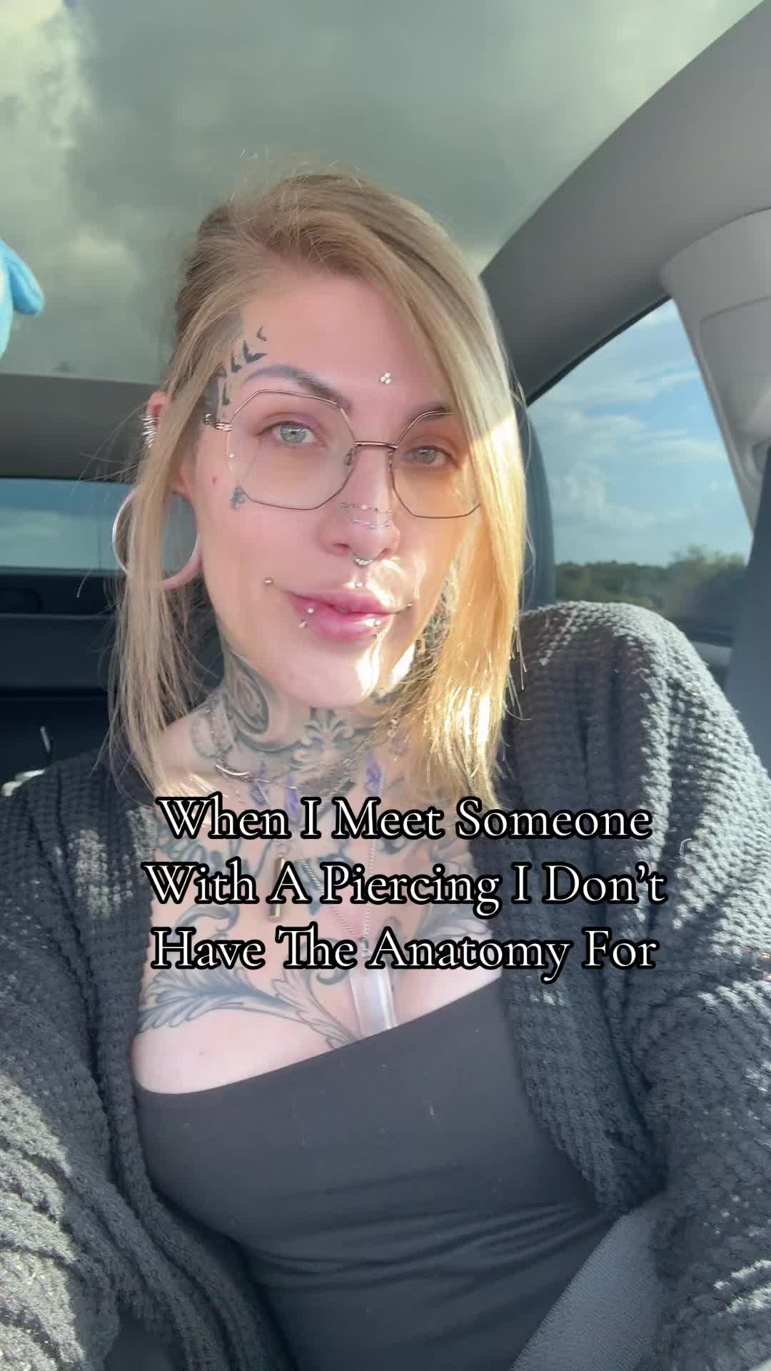 @⛧𝐸𝓈𝓈𝒾𝑒 𝑀𝒶𝓎⛧