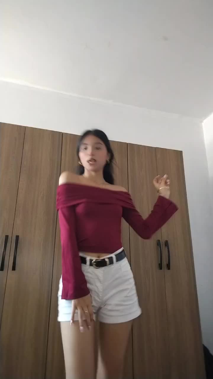 @Naomyjulca