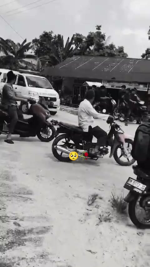 @RIll๐ธ๐