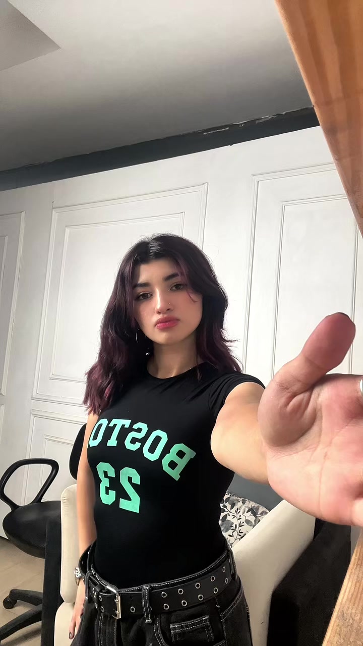 @Jiya