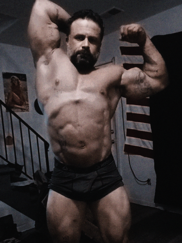 @Flesh_artist_1985