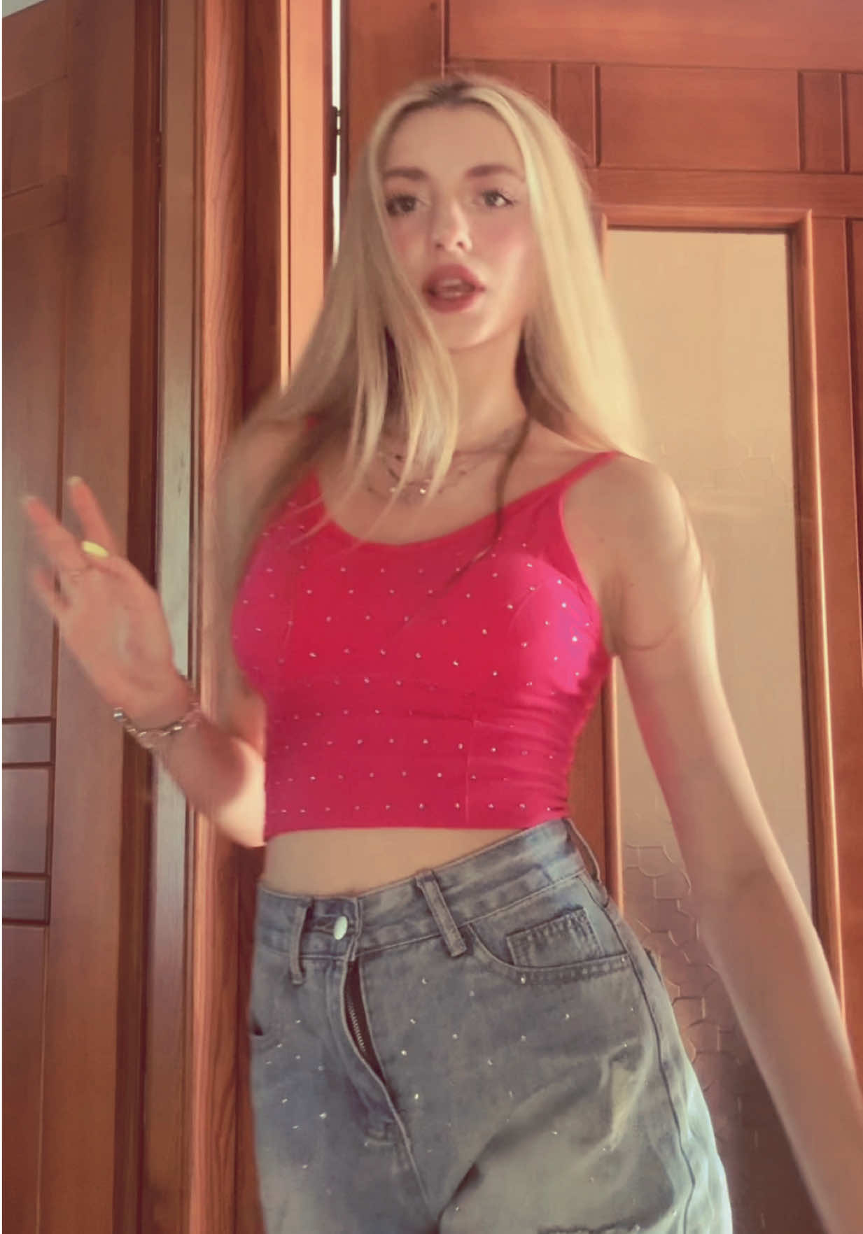 @shochka_