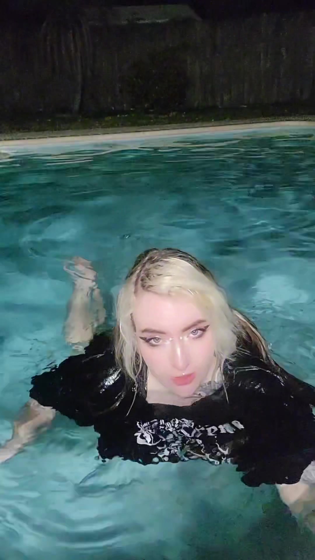 @ValerieVampyr7