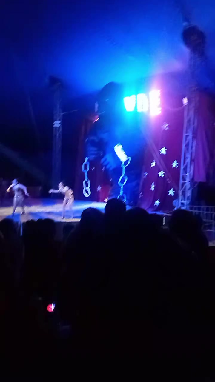 @Laura Palacios