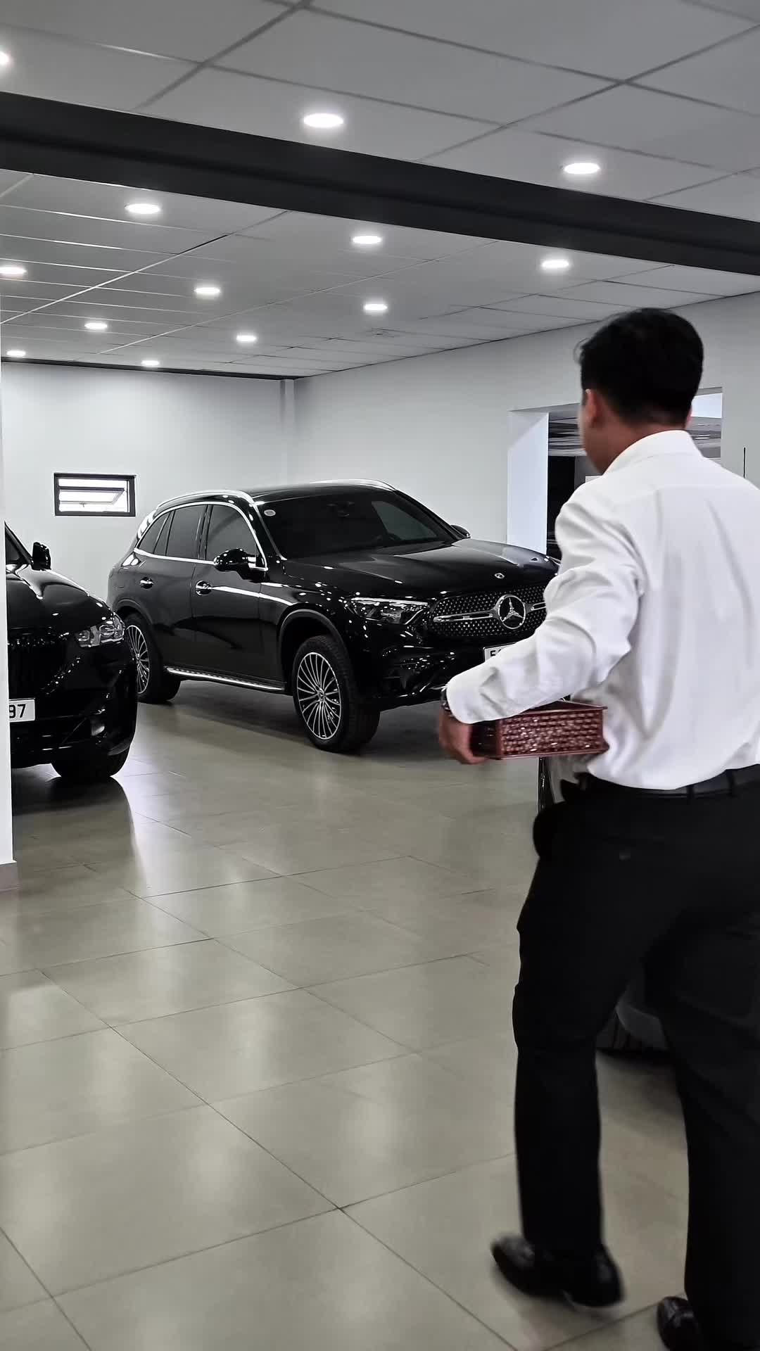 @T&Acirc;N XE LƯỚT