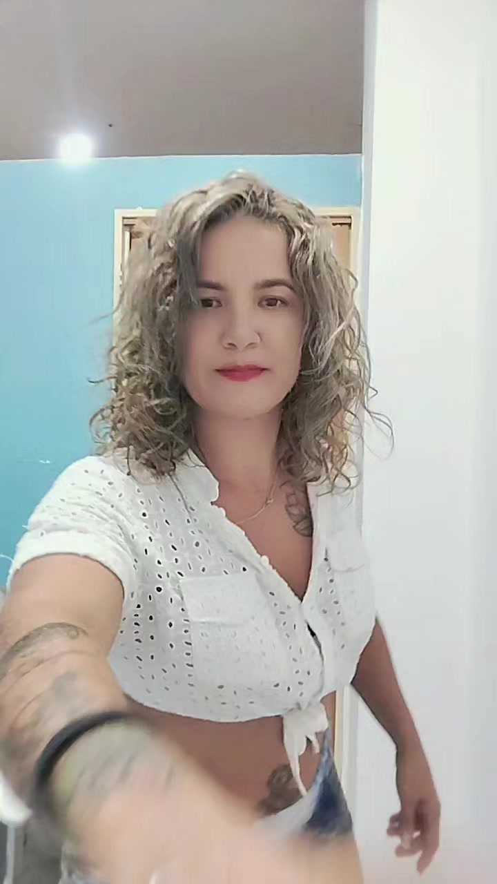 @la catira musculosa