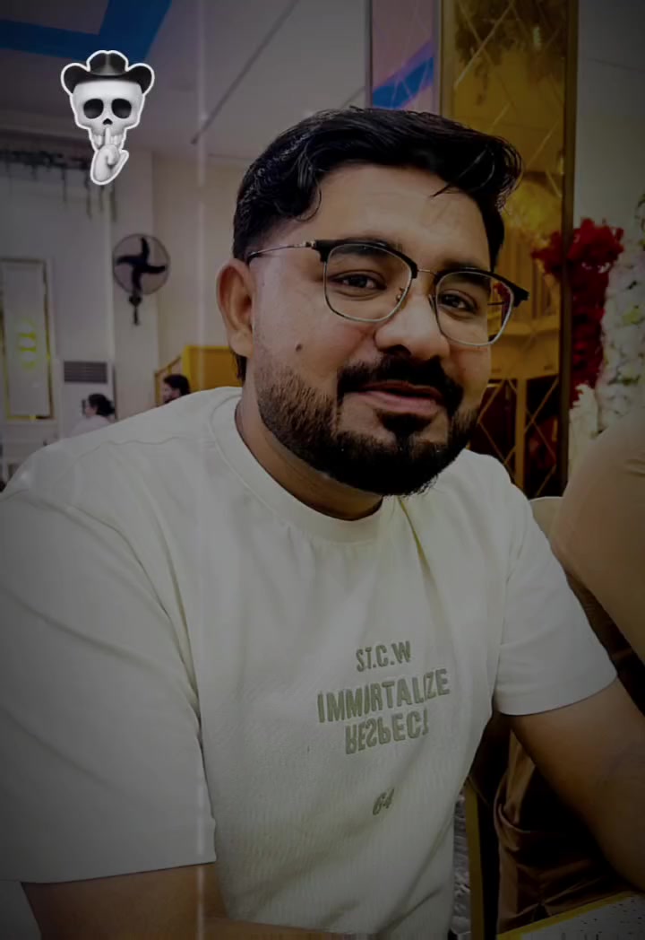 @Zeeshi Rajput Official 🇦🇪