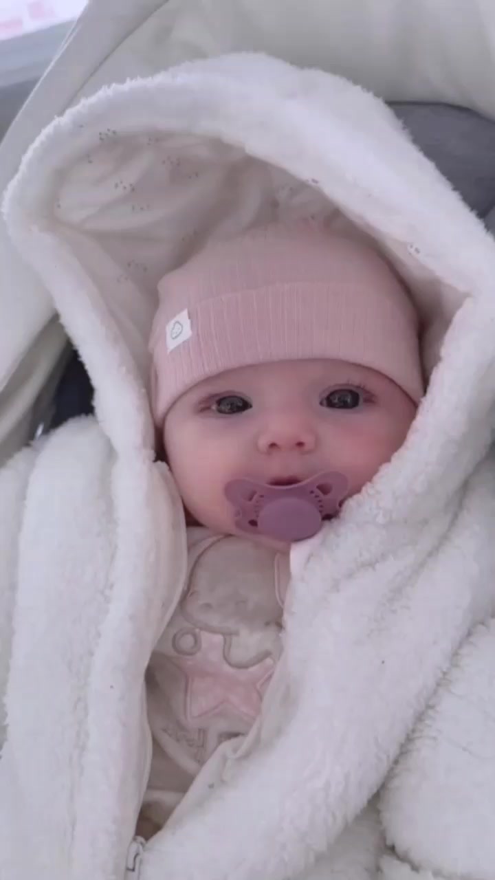 @❤𝐌𝐑𝐒 𝐅𝐚𝐑𝐲𝐚𝐃❤