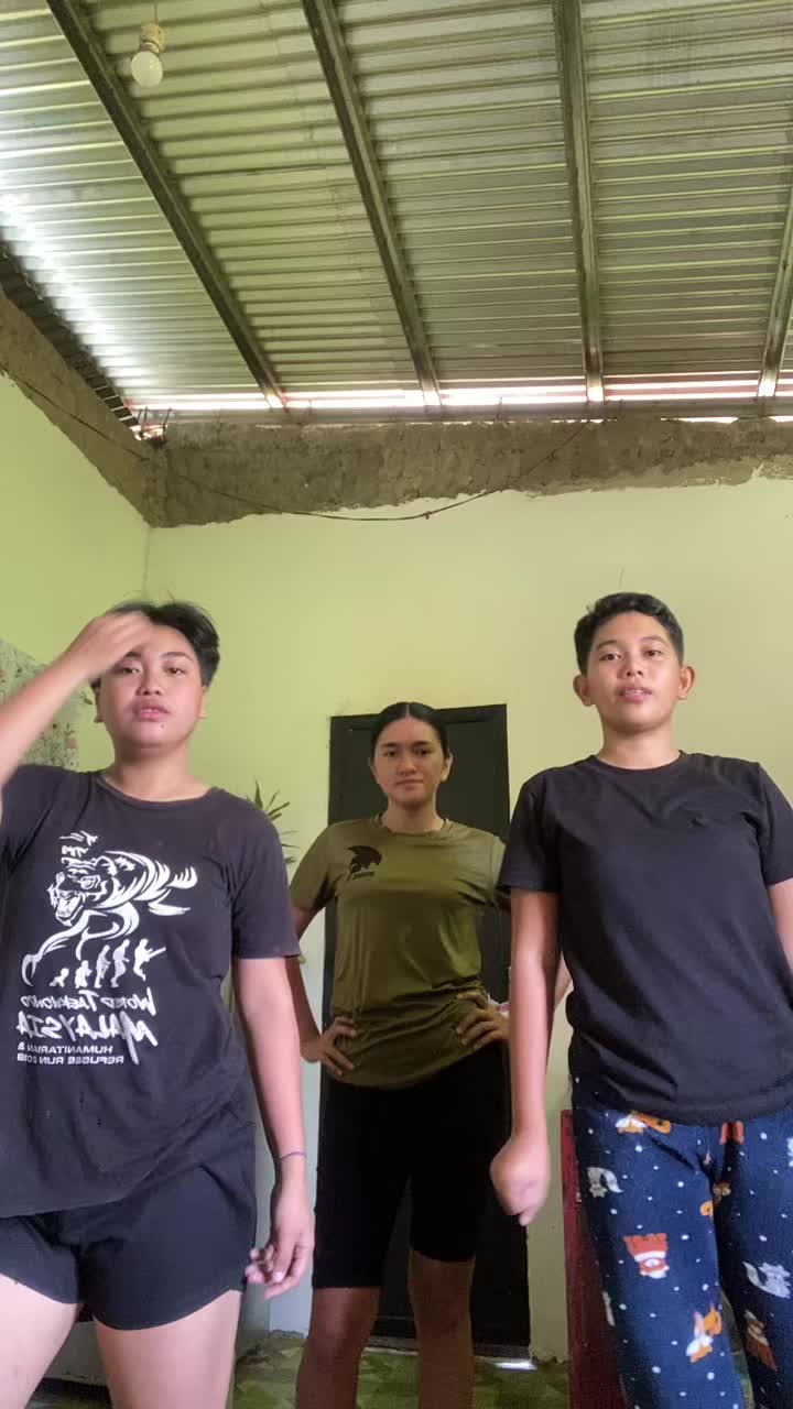 @Mae