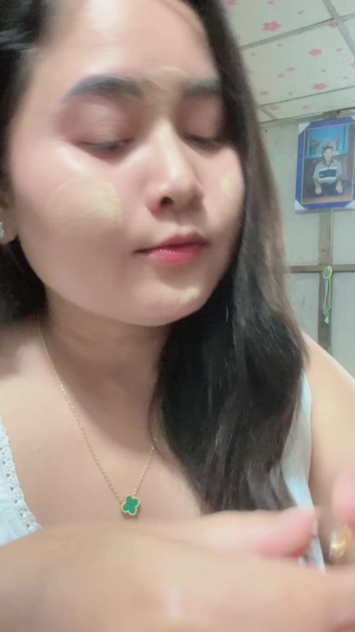 @🦋ပန်းနု🩵