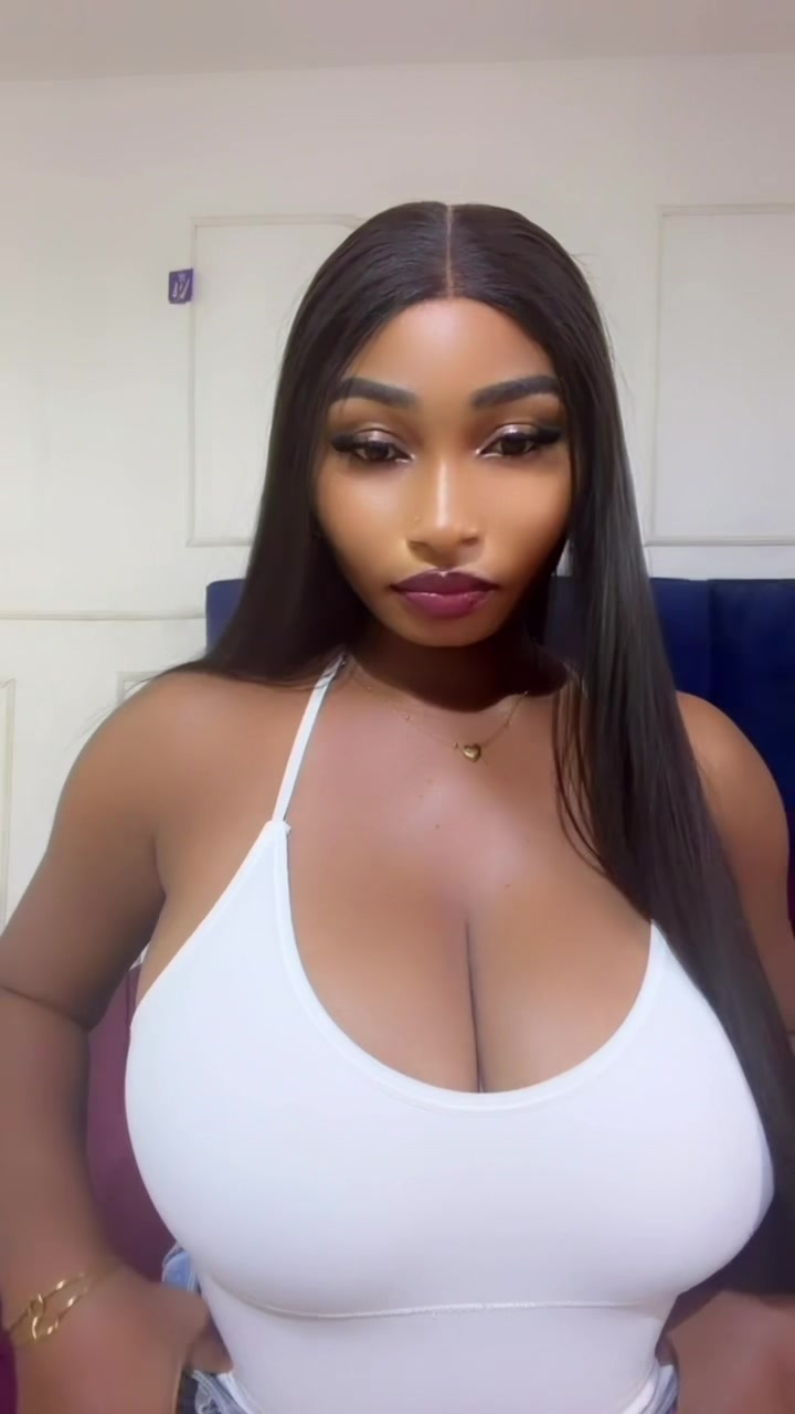 @AYOMIDE 🌸