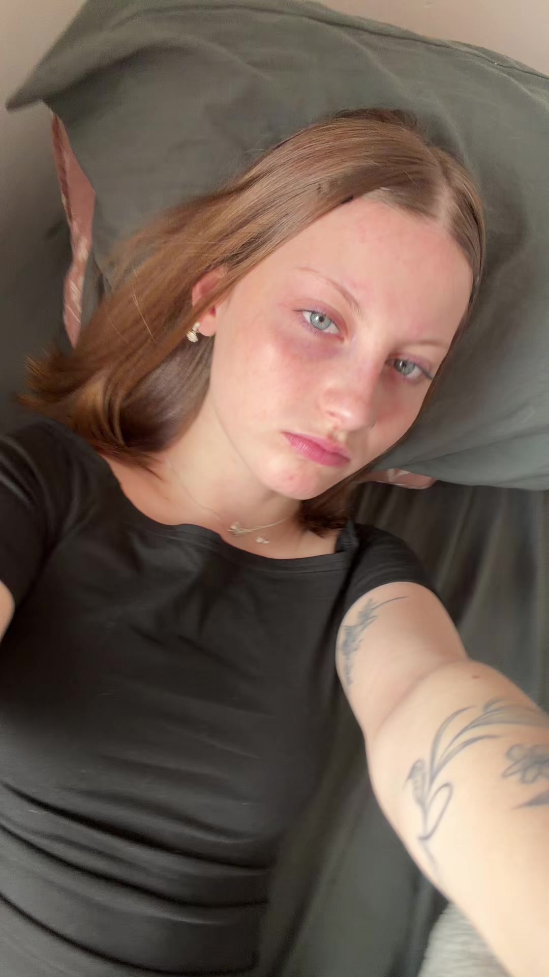 @abru