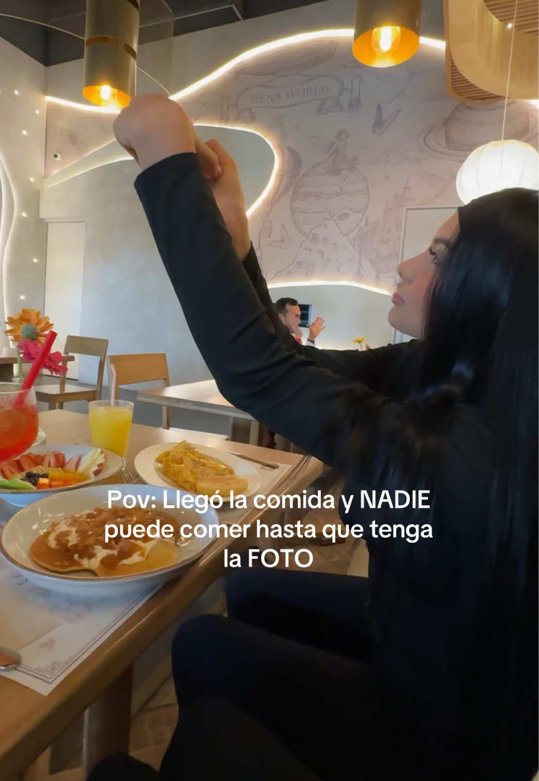 @M&oacute;nica Mart&iacute;nez