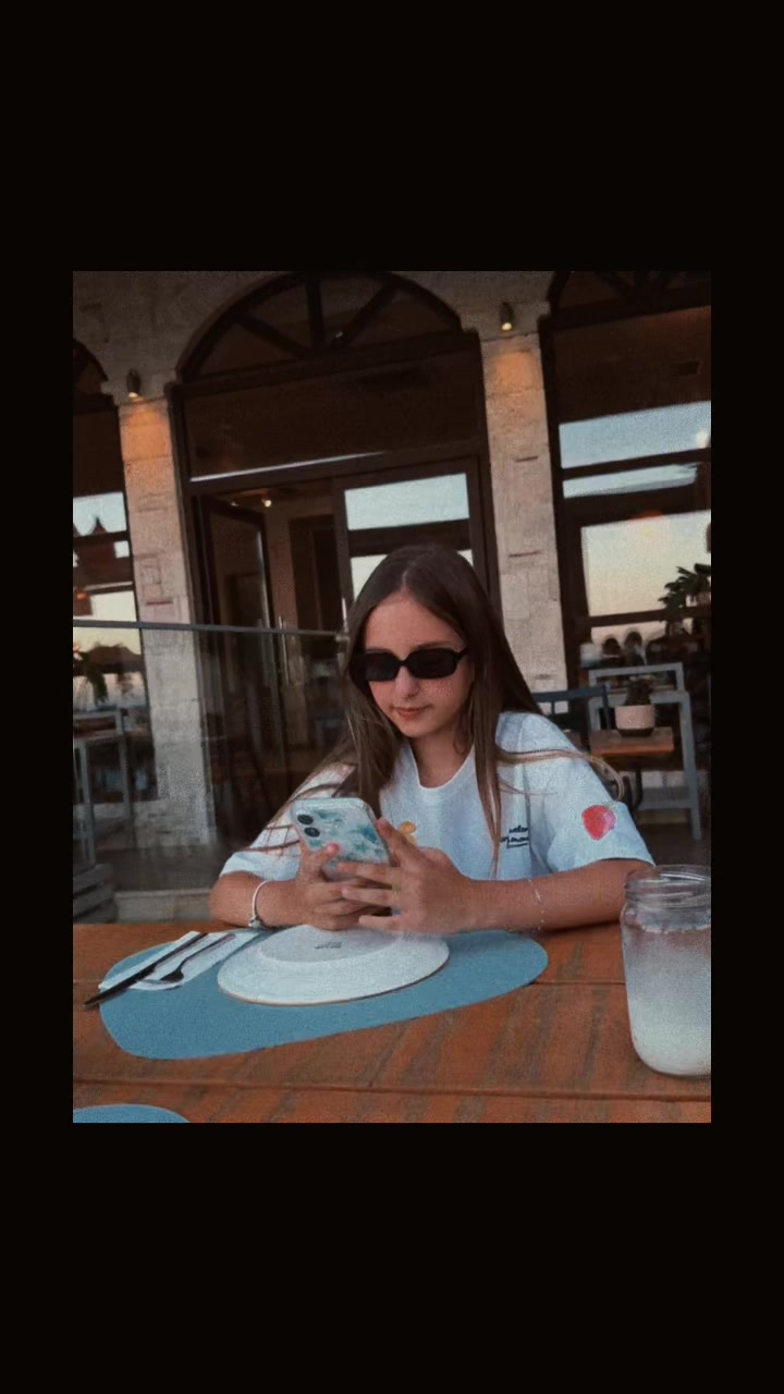 @AlexandraCurbetOfficial 👑
