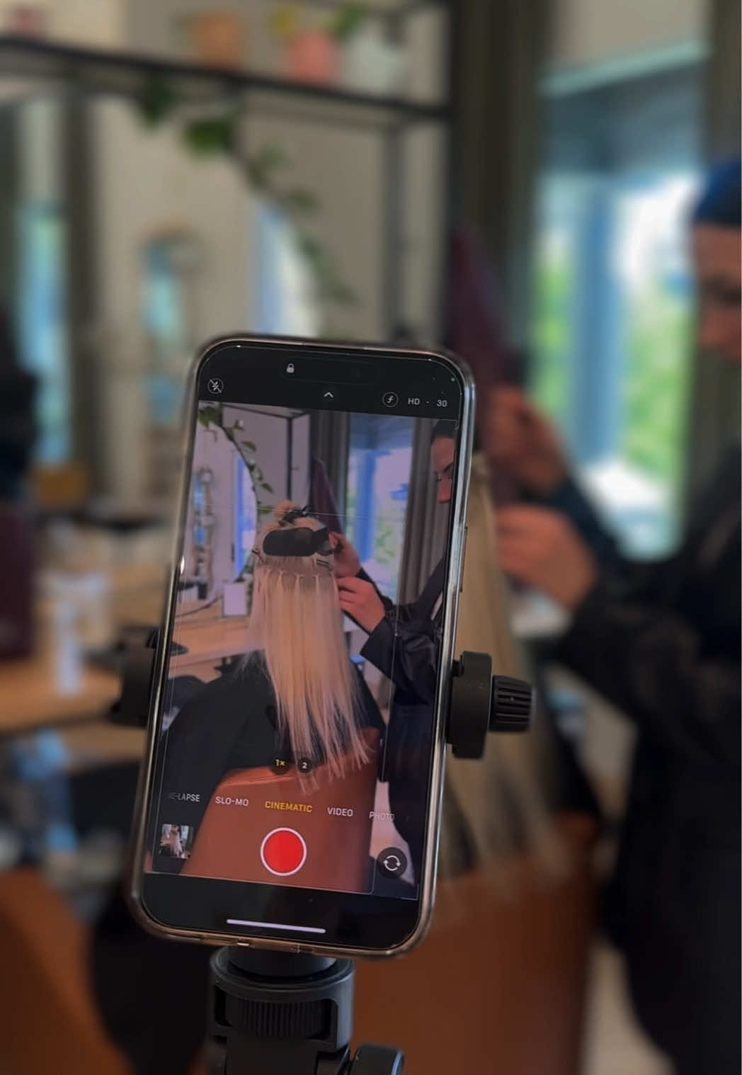 @Laney Styles- DFW Hairstylist