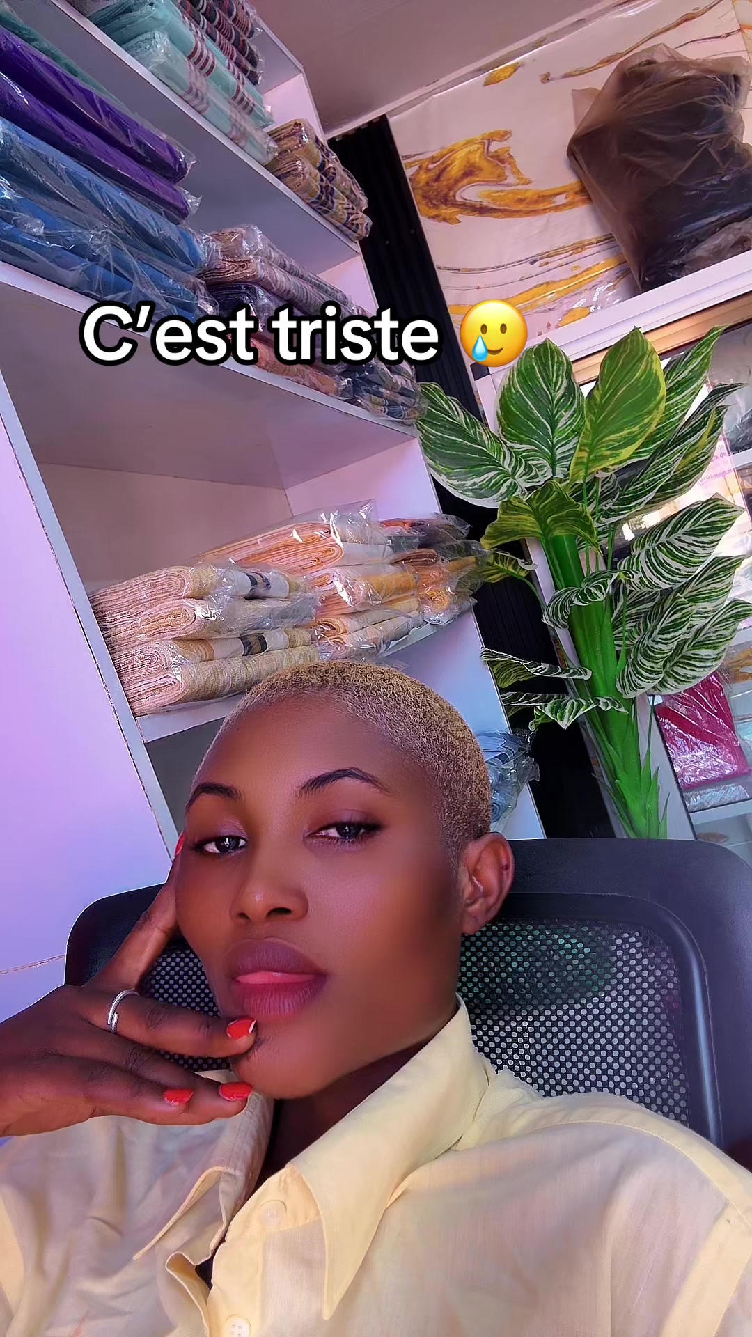 @Queenzy_🦋👸