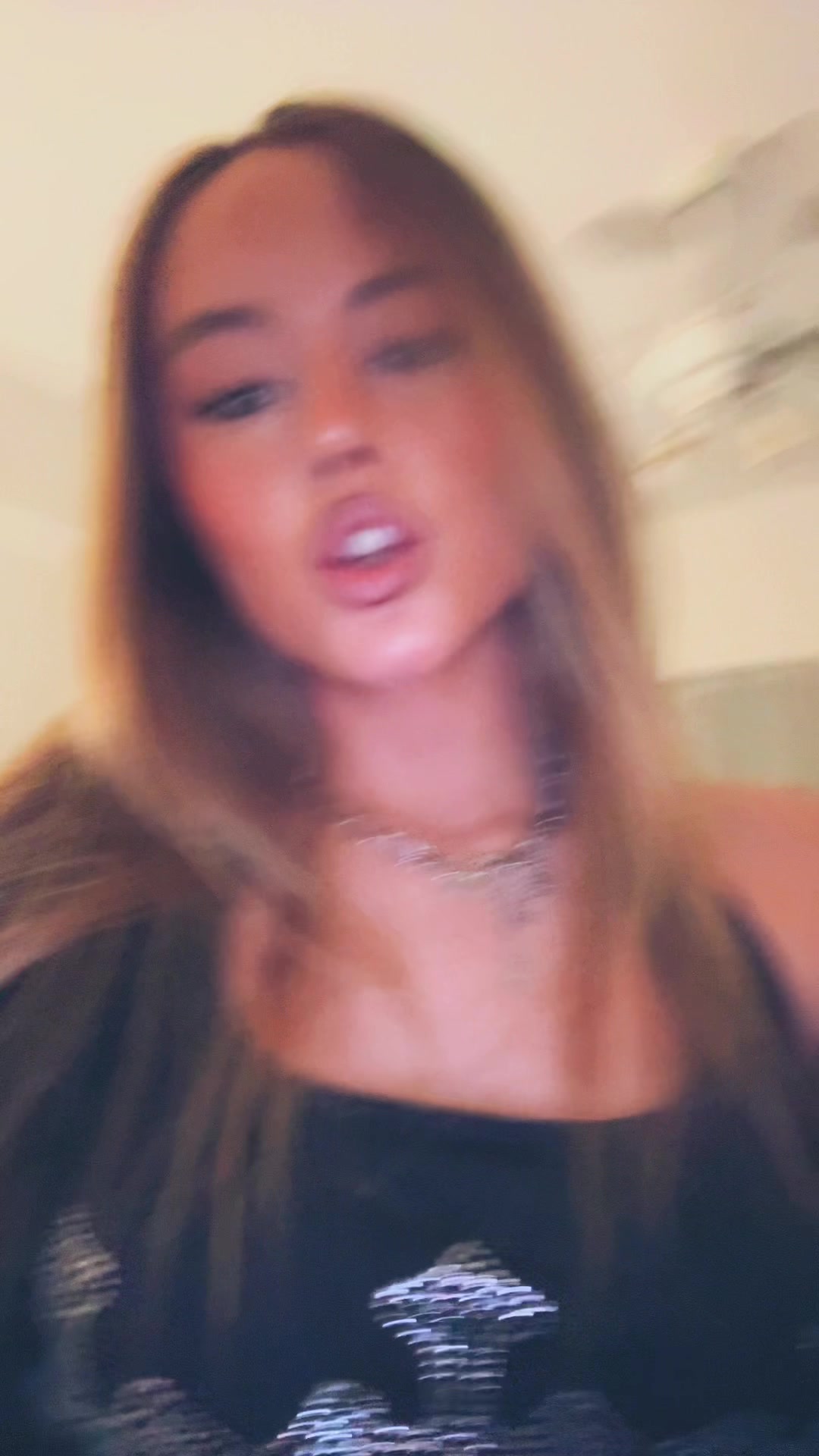 @anaavanmidd