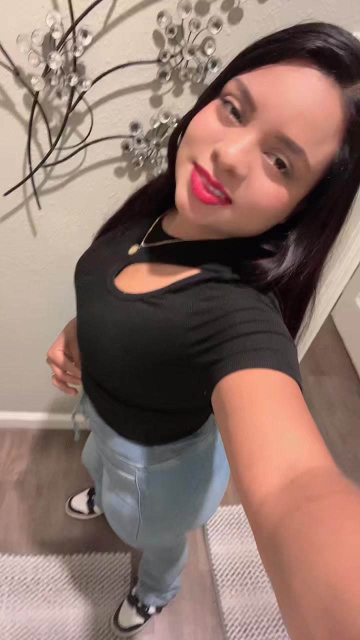 @yoliespinal