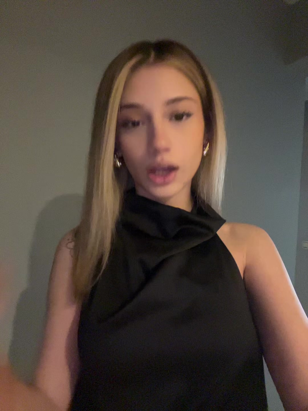 @Ela